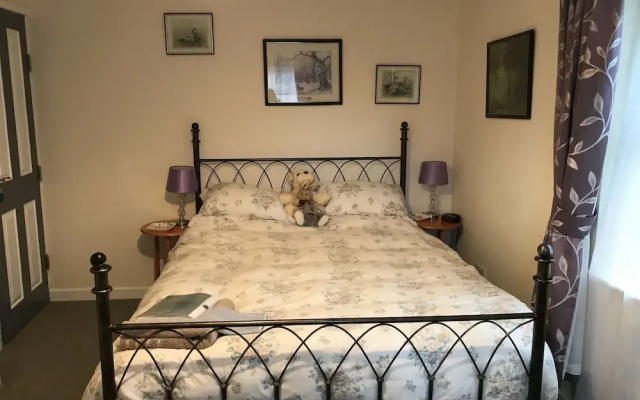 Meadowbrook Cottage B&B