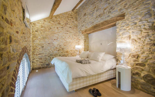 NE5T Suites & Spa