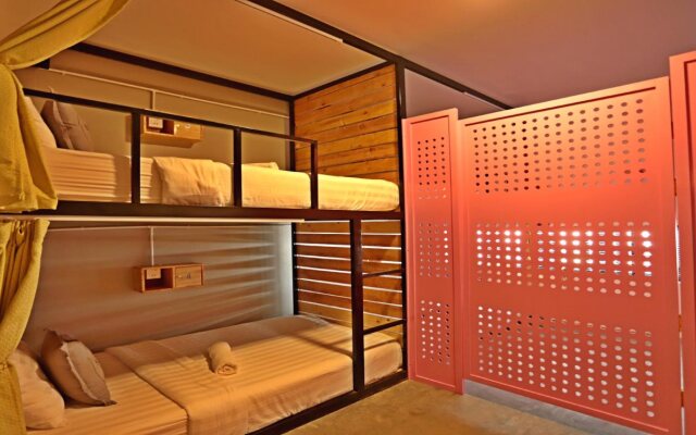 Oops Hostel
