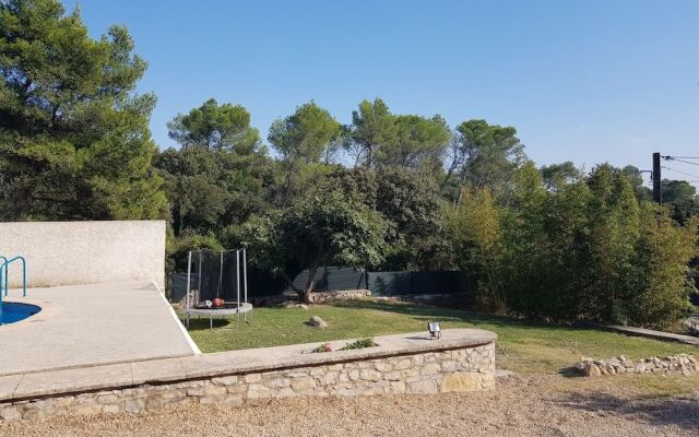 Appartement à Nîmes en pleine nature avec Piscine
