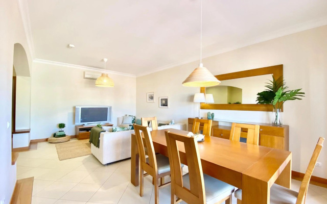 Amazing 2Bedroom apartment in Victoria Boulevard