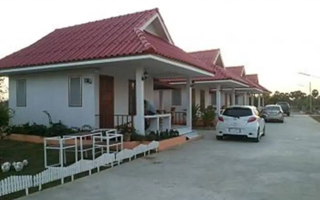 Baan Suan Karn Resort