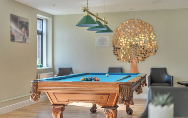 Marine Court First-floor Sleeps 3