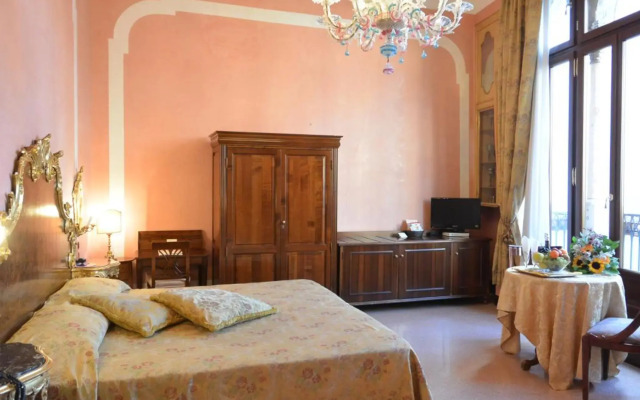 San Moisè Hotel