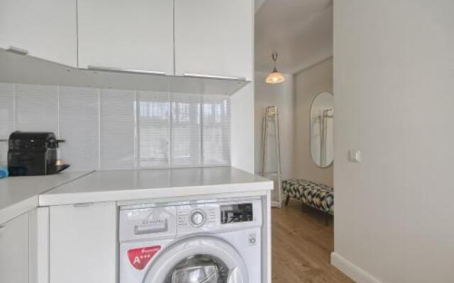 Honey apartment