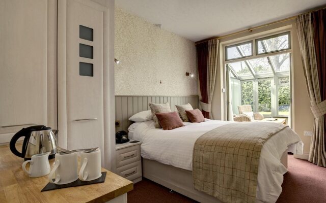 Stone House Hotel
