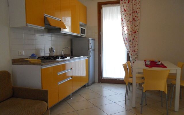 Cozy Apartment Near the Beach - Beahost