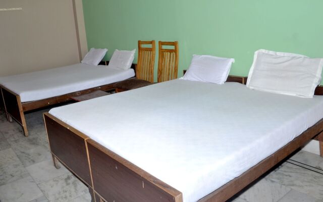 Hotel Aastha