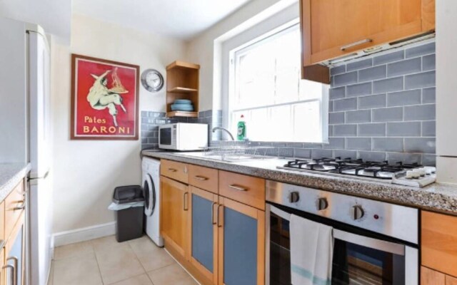 Great Apartment in Beautiful Location!