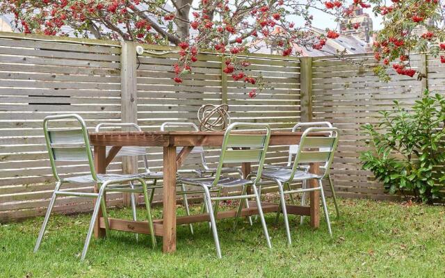 Host Stay The Old Workhouse