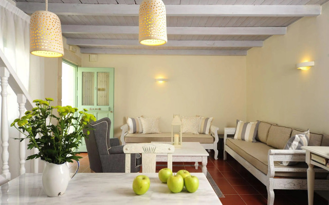 Mythos Suites Boutique Hotel