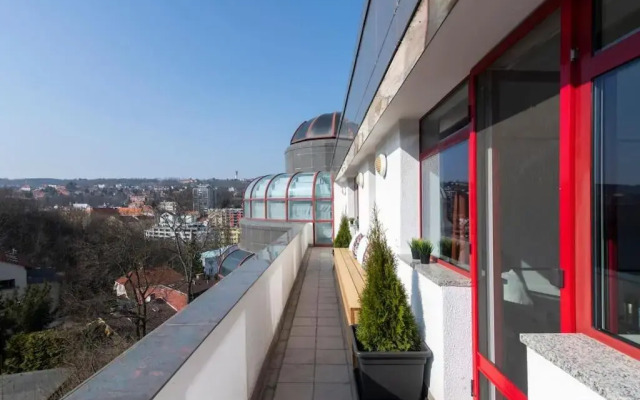 Wagner Stays - Casino Royal Romantic 4BD - Rooftop - Whirlpool - Games