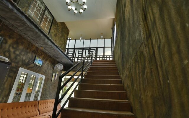 Taaza Residency