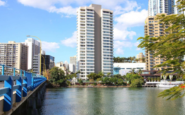 Waterways Luxury Apartments