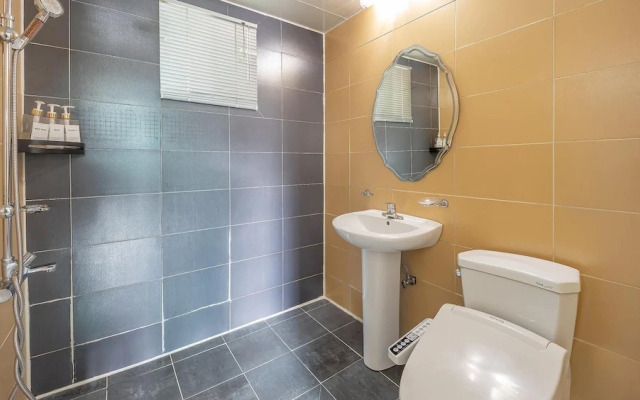 Gapyeong Topclouds Pet&spa Pension