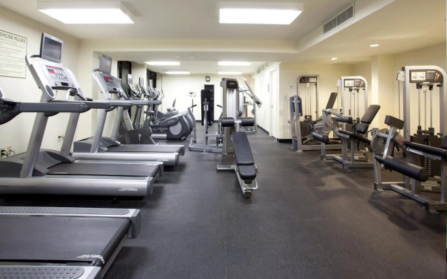 Clarion Hotel New Orleans - Airport & Conference C