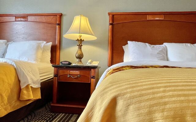 FairBridge Inn & Suites Cleburne