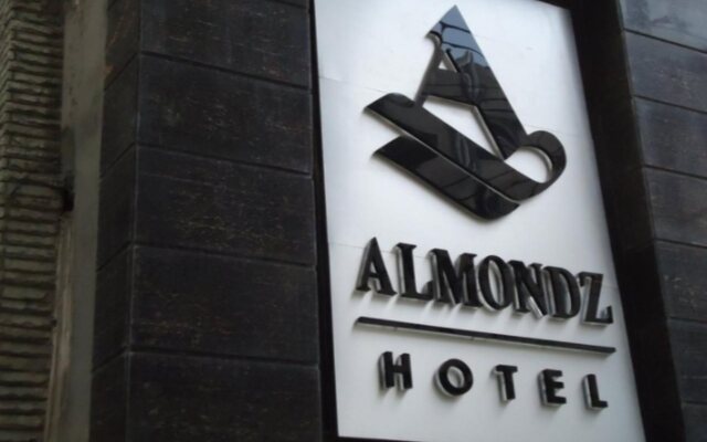 Almondz Hotel