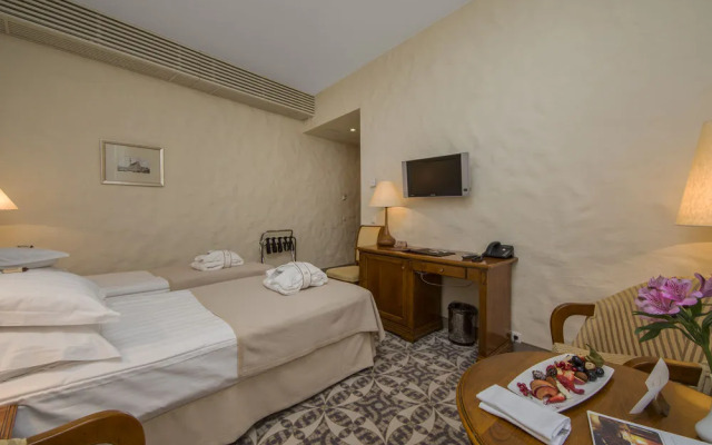 Savoy Boutique Hotel By Tallinnhotels
