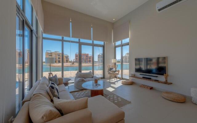 Long Island Gouna 5br Tawila Beach House & Pool