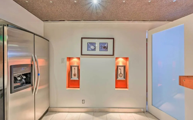 Edmonds Apartment With Private Wine Cellar!