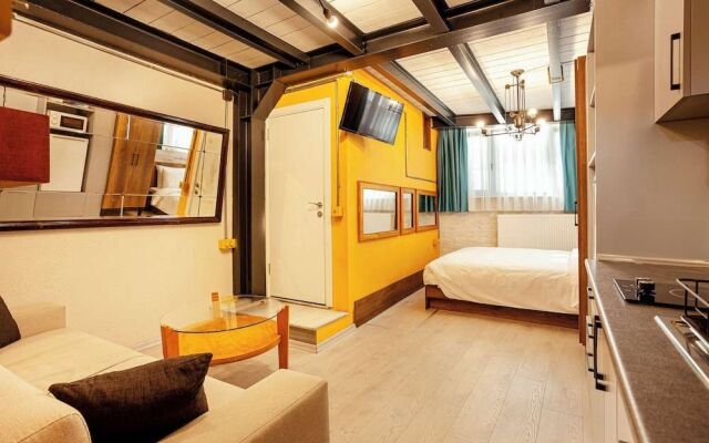 T Suites