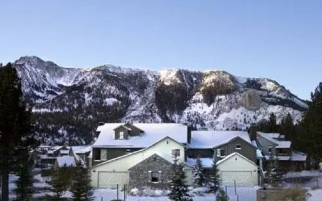 SnowCreek The Lodges