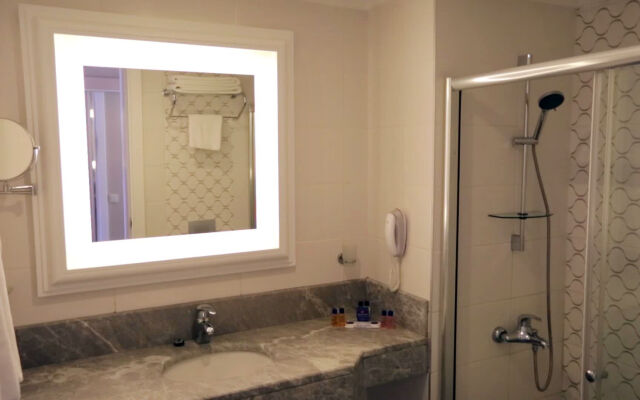 Seamelia Beach Resort Hotel & Spa