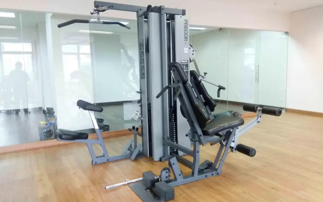 Neat Studio Room At Tifolia Apartment