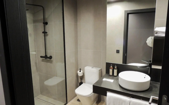 Hotel LIVVO La Escarlata