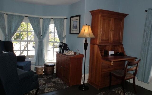 Cooper's Inn