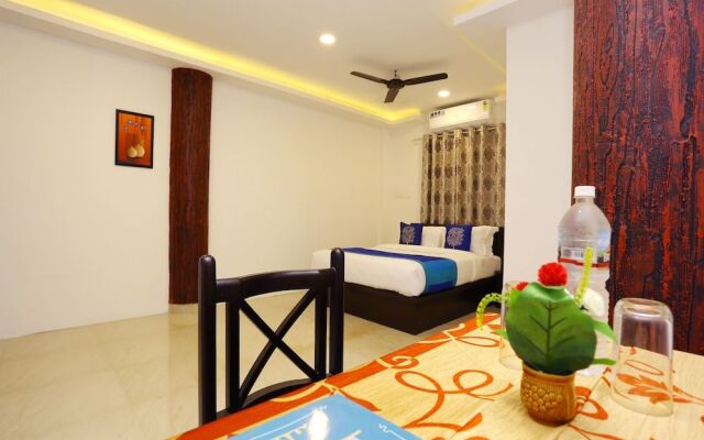 OYO 9620 Hotel Emza Residency