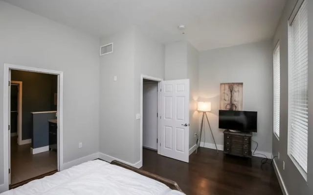 Printers Alley by YouRent