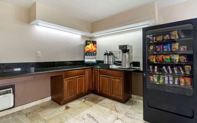 Rodeway Inn Clearwater - Dunedin