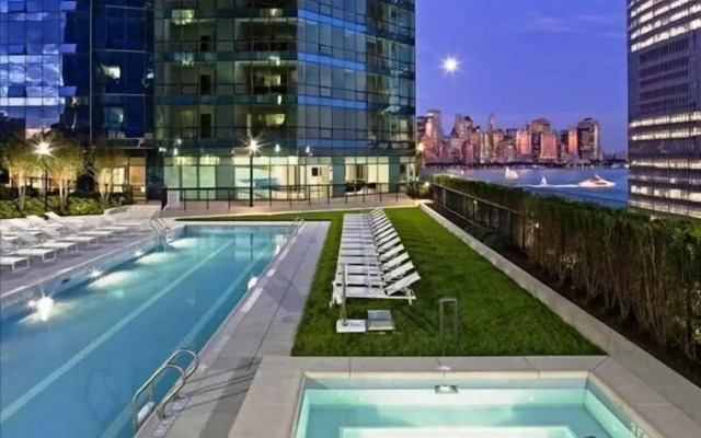 Luxy on The Hudson