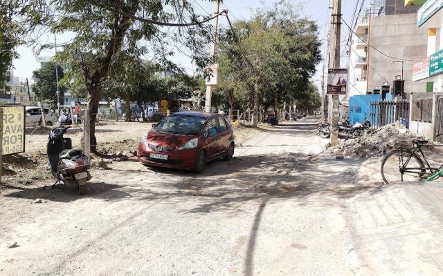 Saltstayz Express - Medicity (Near Medanta Hospital)