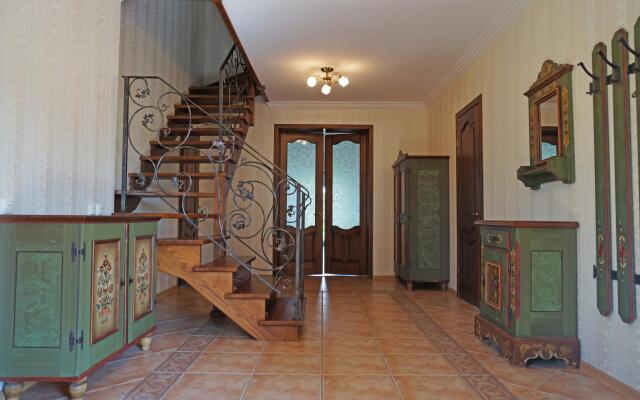 Дом на Славянской