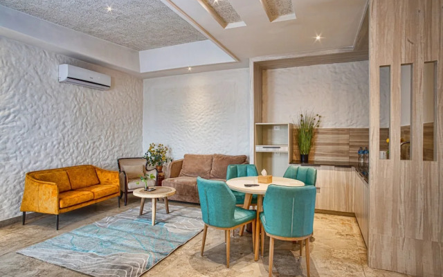 Arushi Boutique Hotel