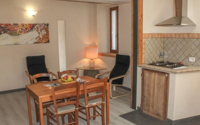 A Charming Stay in Casola in Lunigiana