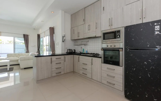 Pool Villa With 3 Bedrooms L55