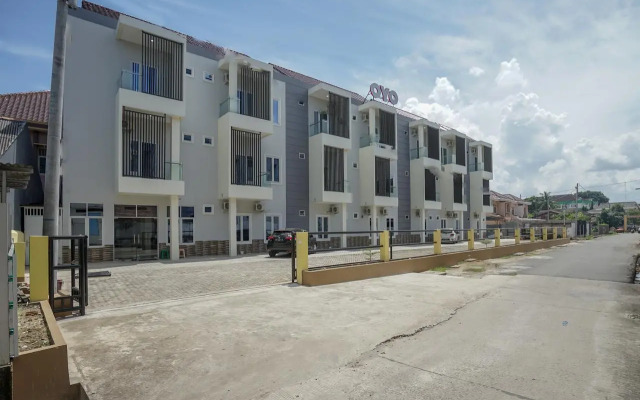 OYO 443 Hotel Barlian