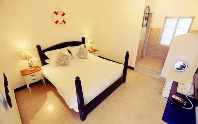 Weizhou Island Shengxiaguangnian Inn