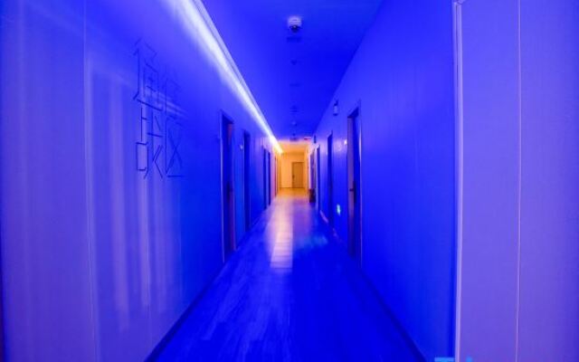 Wangyu E-sports Hotel (Qingpu Xincheng Metro Station Branch)