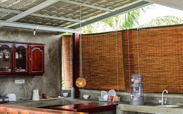 Colombo Beach Hostel