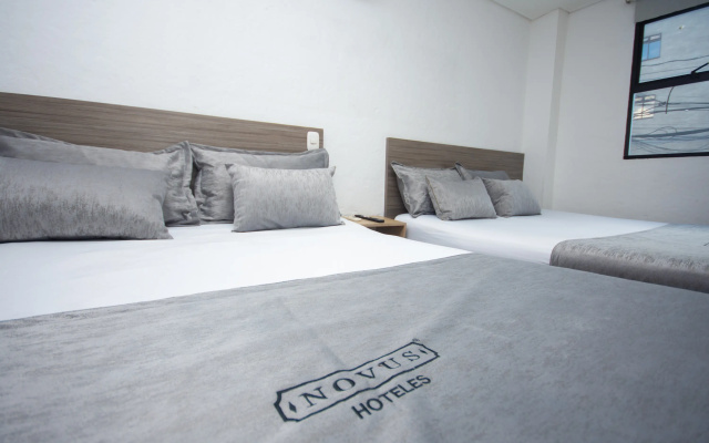 Novus Laureles