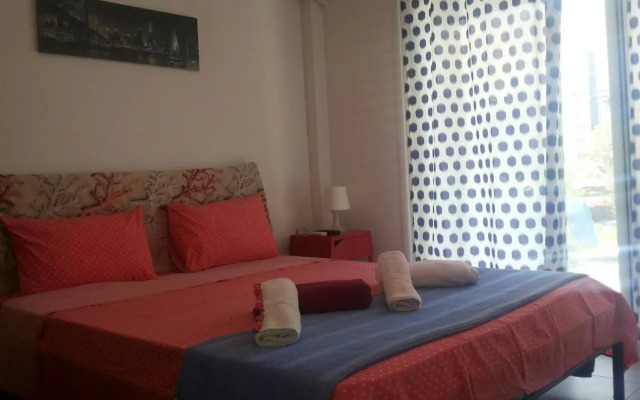 Holiday And Business Home