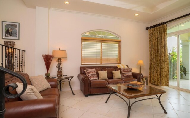 Colina 8E Family - Condo