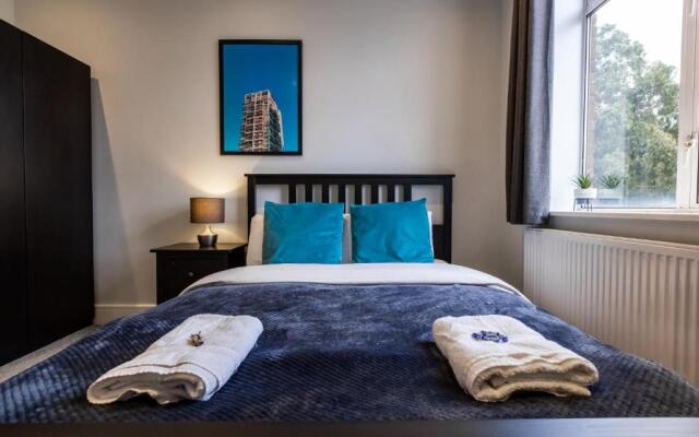Thorpe Road 1 Bed Apartment with Parking