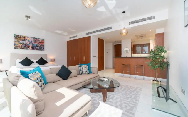 HiGuests - Studio with Chic Decor, 6-min from Burj Khalifa - Hotel in ดูไบ - Photo 2