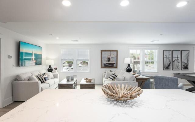 Thomas Sea Suites at Harbourtown